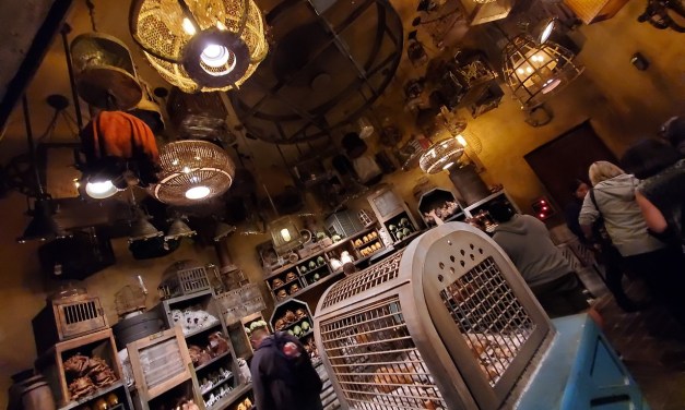 SWGE GUIDE: Inside ‘Creature Stall’ at Star Wars: Galaxy’s Edge in Disneyland