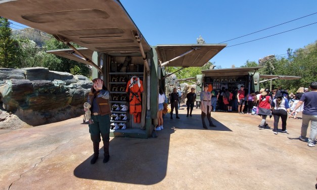 SWGE GUIDE: Inside ‘Resistance Supply’ at Star Wars: Galaxy’s Edge in Disneyland