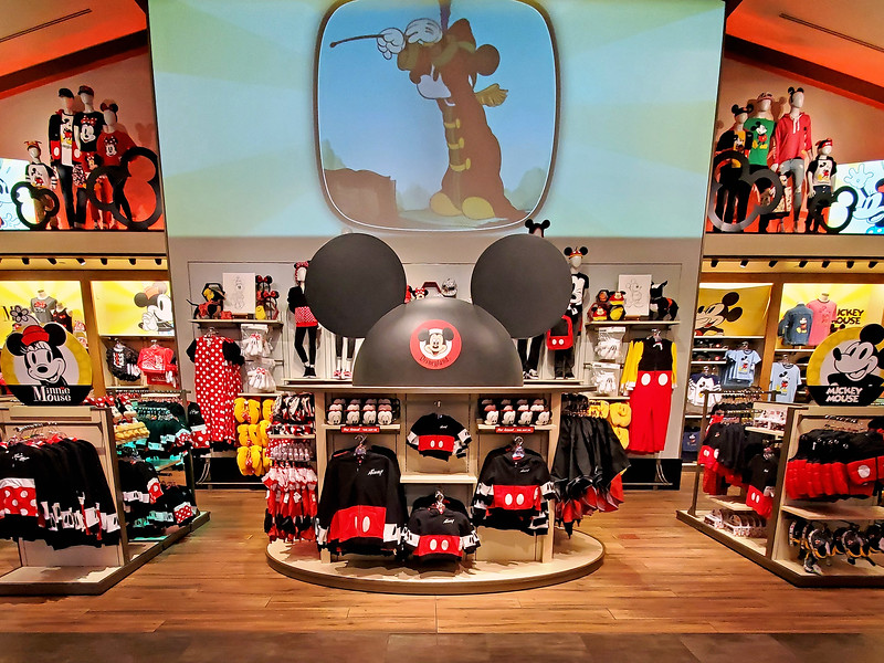 Disney temporarily closing North American owned/operated Disney Store and hotel locations