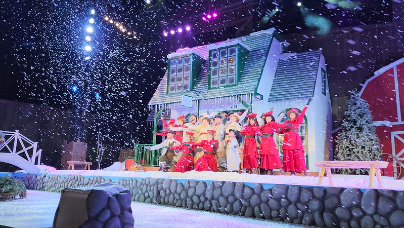 GUIDE: ‘Home for the Holidays’ is an enchanting dose of retro charm for the 2023 season at Knott’s Merry Farm