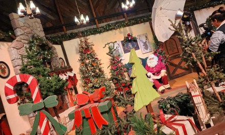 GUIDE: Santa’s Christmas Cabin brings fresh-baked treats, wholesome greets for the 2023 season at Knott’s Merry Farm