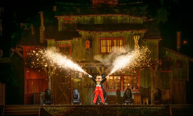 REVIEW: 2024 Dinner at River Belle Terrace Fantasmic! Dining Package (Standard) is a prime choice to enjoy the show