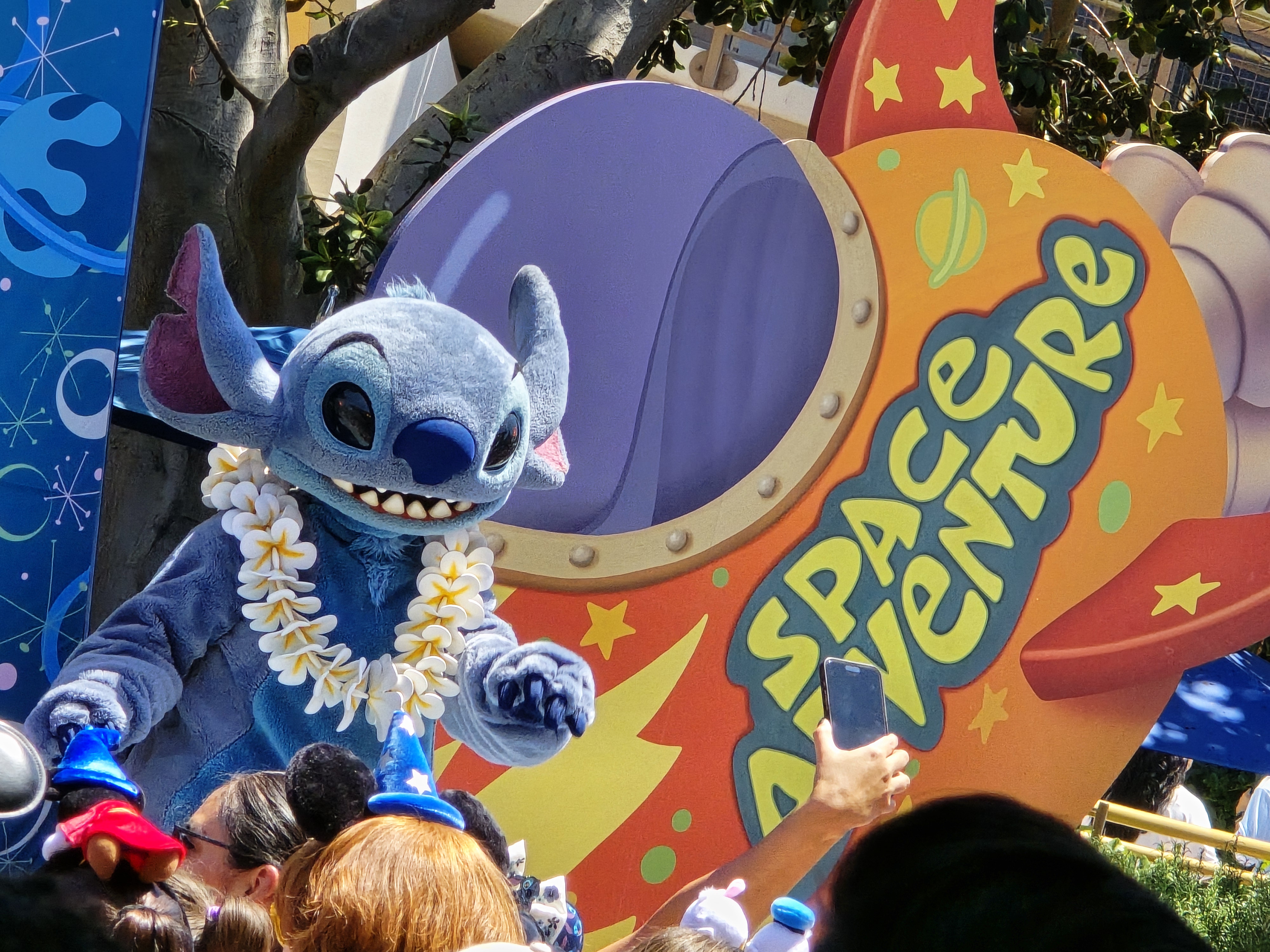 D23 DAY 2026: New Throwbacks Dance Party in Tomorrowland; Stitch's