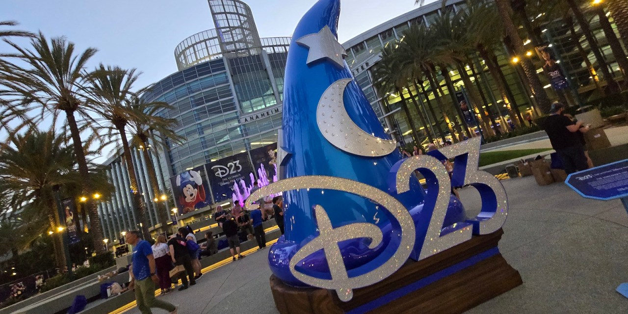 D23 2024: 15 years, 15,000 Swarovski crystals on D23 Sorcerer Hat