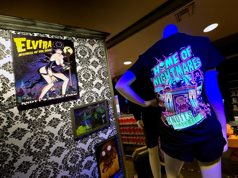 GUIDE: 2024 Into the Fog: Tribute Art Show at Knott’s Scary Farm