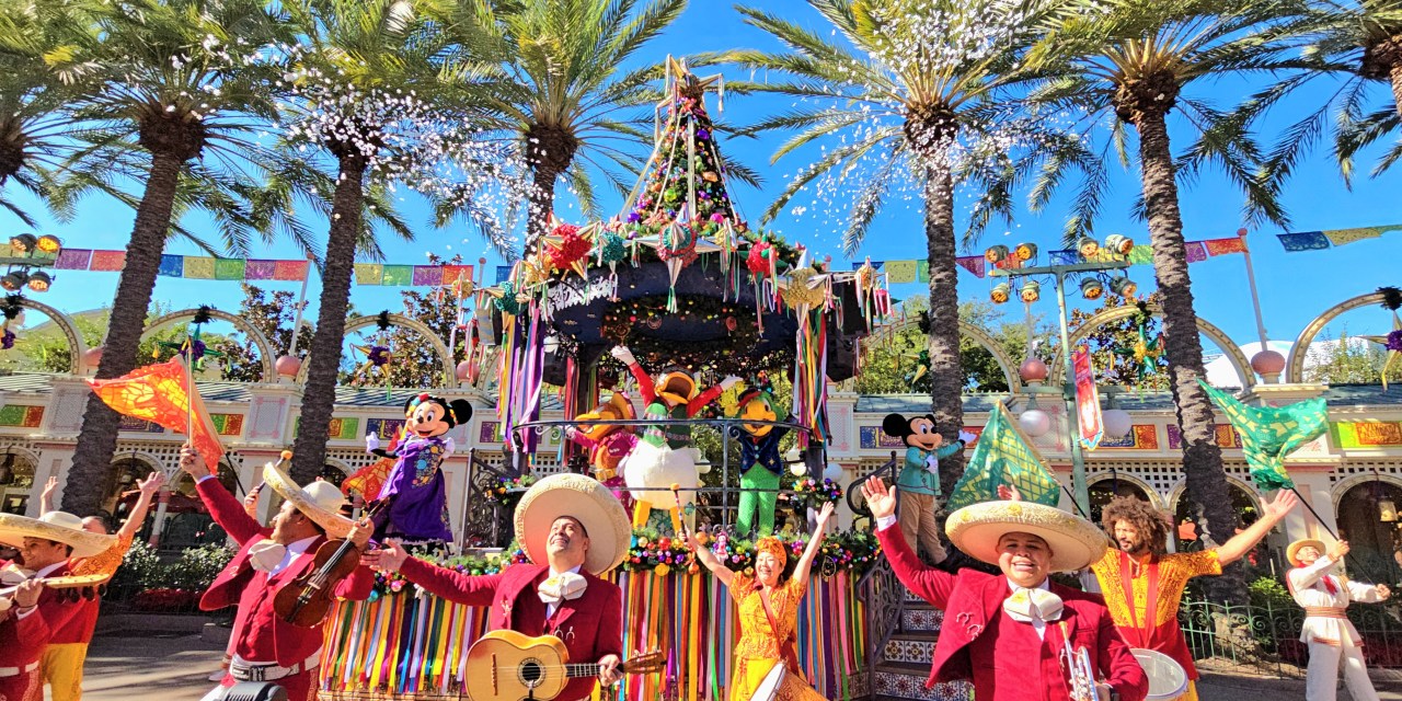 GUIDE: ¡Viva Navidad! Street Party at 2024 #DisneyHolidays