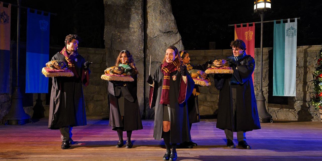 GUIDE: Frog Choir for 2024 holidays at Universal Hollywood