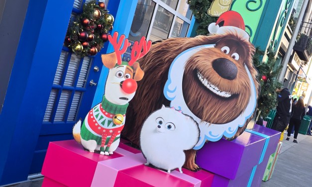 GUIDE: Merry Happy Everything at Secret Life of Pet’s Place for 2024 at Universal Hollywood