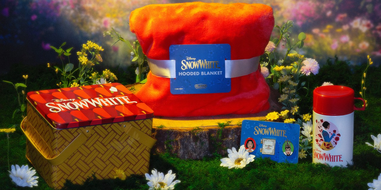 SNOW WHITE special screenings, novelty items at Alamo Drafthouse