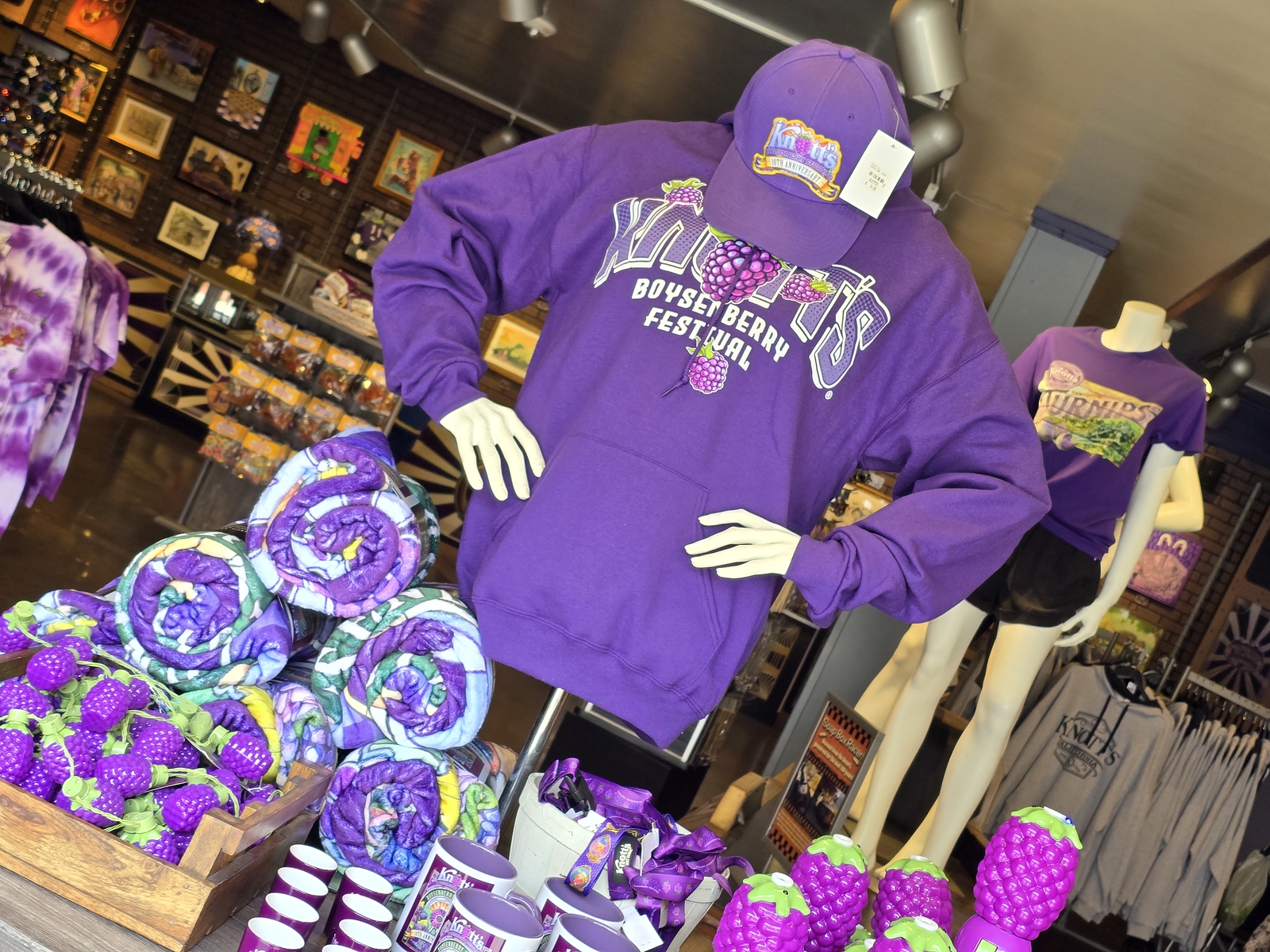 MERCH RUN: 2025 Knott's Boysenberry Festival brings a berry big