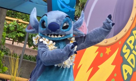 GUIDE: Stitch’s Interplanetary Beach Party Blast during #Disneyland70