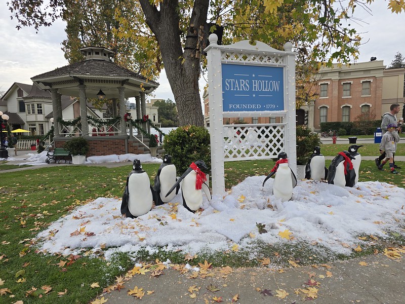 DETAILS: 2025 Holidays with Gilmore Girls at Warner Bros. Studio Tour Hollywood