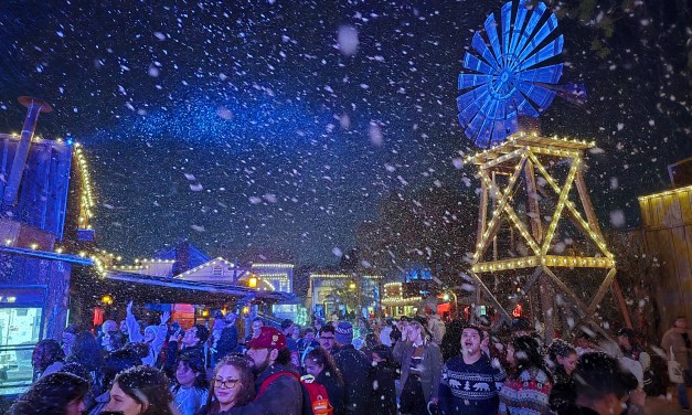 GUIDE: Snow and Glow at 2025 Knott’s Merry Farm