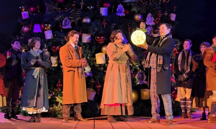 GUIDE: ‘Tis the Season Tree Lighting Ceremony at 2025 Knott’s Merry Farm