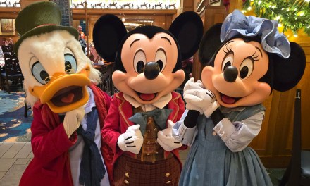 REVIEW: Mickey’s Christmas Carol Feast buffet, Storyteller’s Cafe