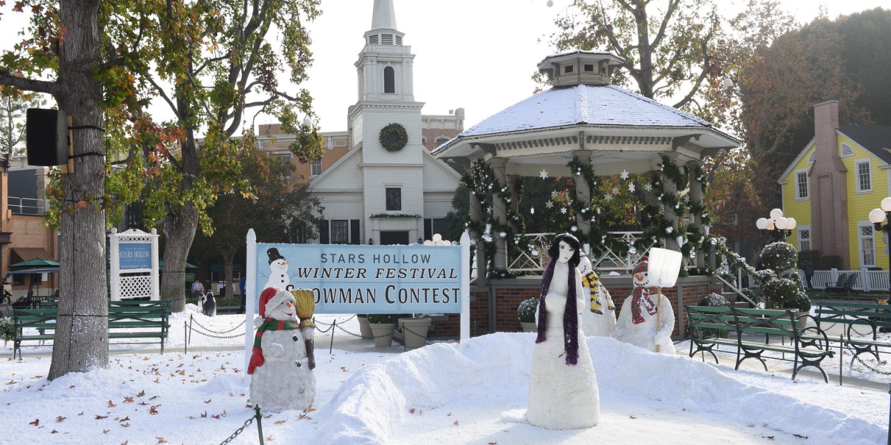 GUIDE: Entertainment and activities for 2025 Gilmore Girls event at Warner Bros. Holidays Made Here