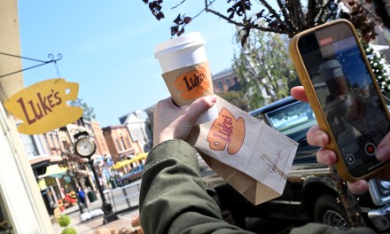 GUIDE: Iconic spots and photo-ops for Gilmore Girls at 2025 Holidays Made Here Warner Bros. Studio event