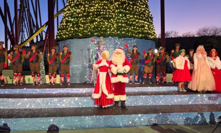GUIDE: Tree Lighting with Santa for 2025 Magic Mountain’s Holiday in the Park