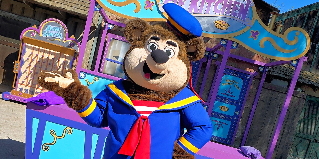 GUIDE: Boysen Bear’s Pie Kitchen Games at 2026 Knott’s Boysenberry Festival