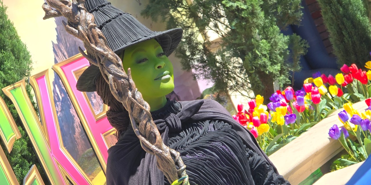 GUIDE: Meet Elphaba and Glinda during 2026 Universal Mega Movie Summer
