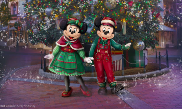 FIRST LOOK: Mickey and Minnie 2026 outfits for the Disney Holidays