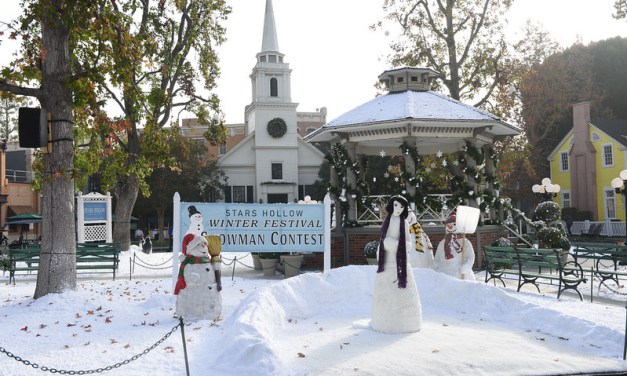 DETAILS: 2026 Gilmore Girls Holidays at Warner Bros. Studio Tour Hollywood